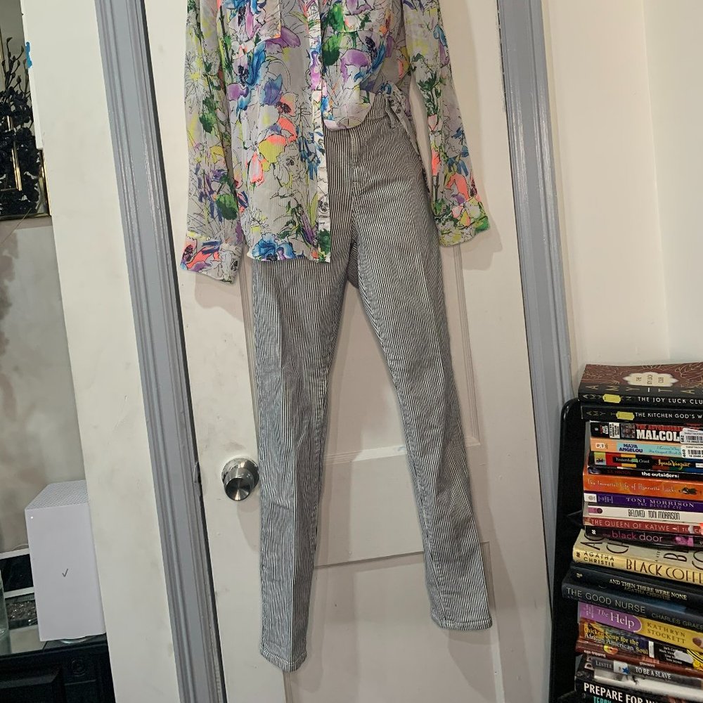 GAP Blue and White Striped Skinny Jean Leggings size 10